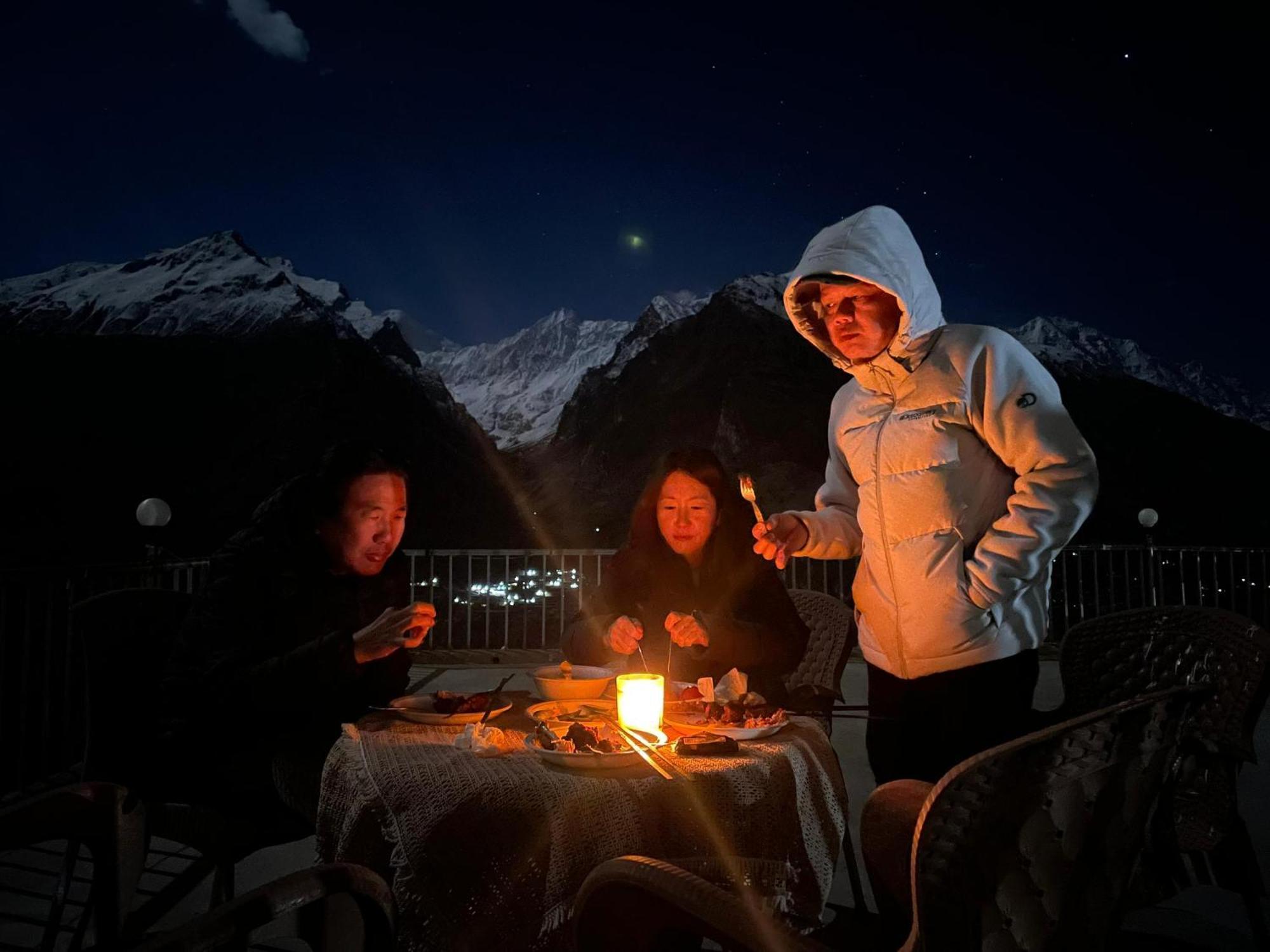 Hotel Hunza Lounge Karimabad  Exterior foto