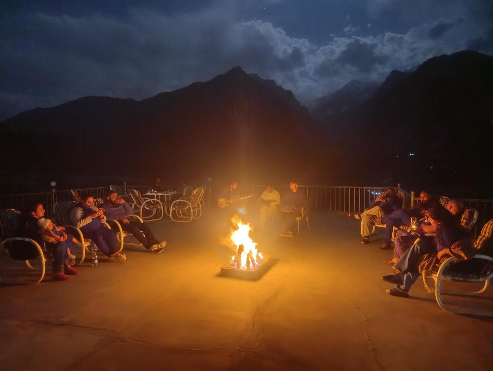 Hotel Hunza Lounge Karimabad  Exterior foto